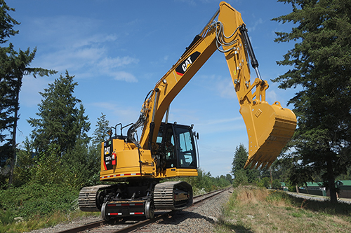 Western States Railroad Solutions hi-rail Cat excavator
